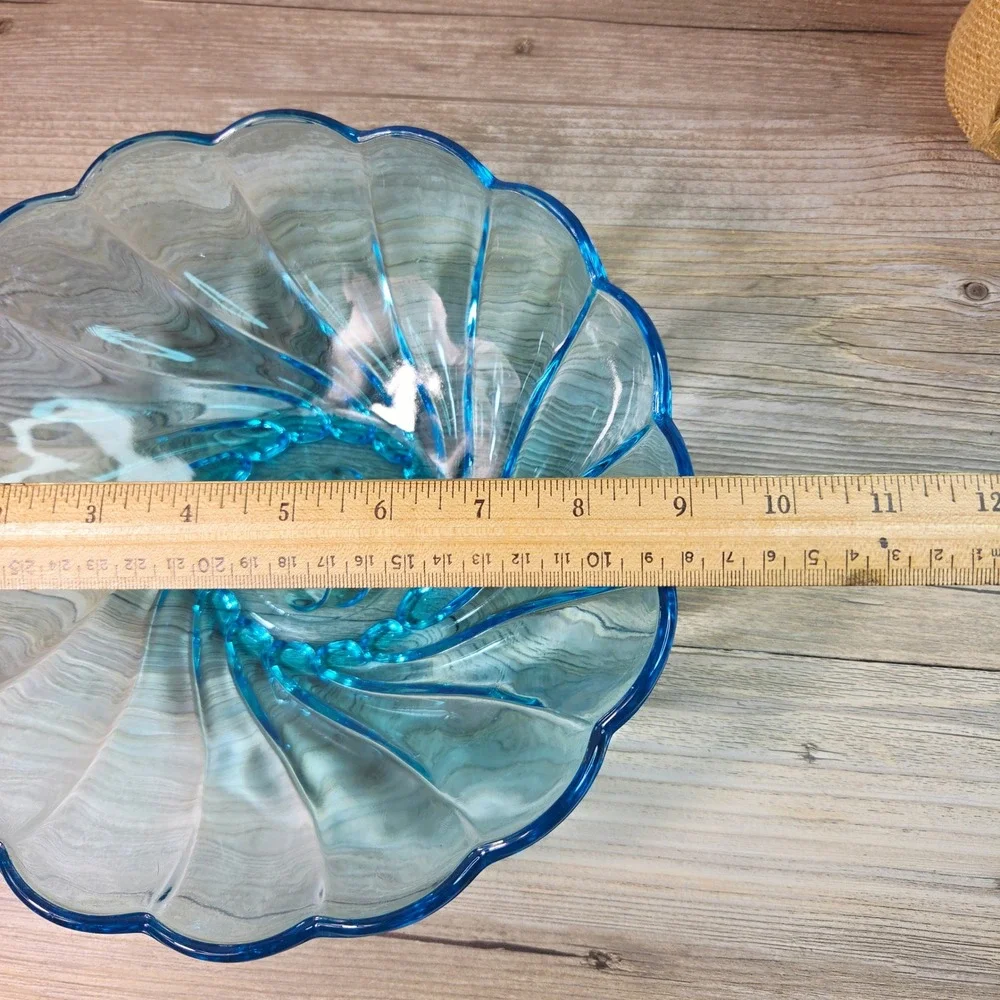 Hazel Atlas Capri Blue Glass Bowl Vintage Mid Century Swirl Scalloped‎ 9